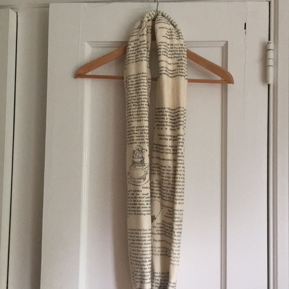 Alice in Wonderland Infinity Scarf